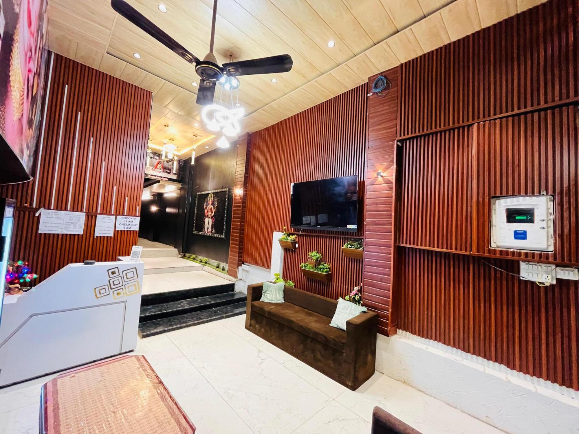 Pallav Guest House Ujjain Exterior foto